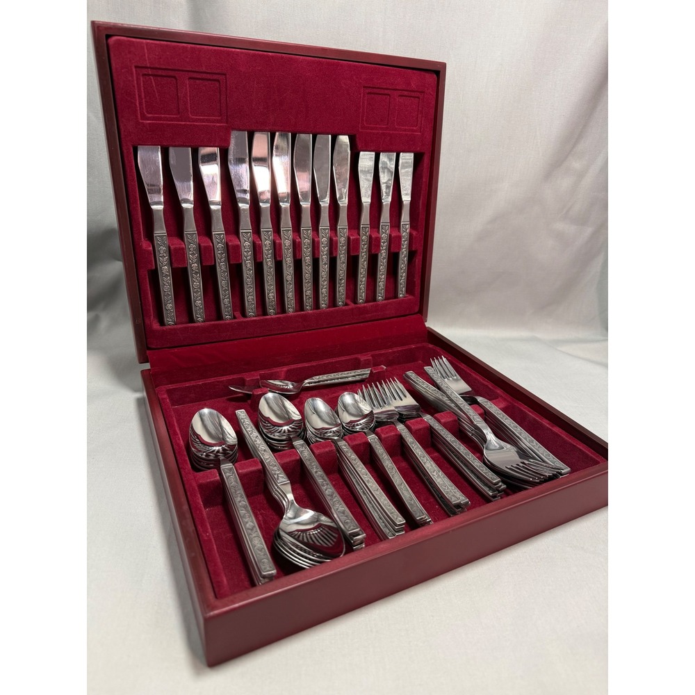Mexicali Rose 62 Piece Service for 12 Flatware Set Floral Vintage 1970s Case